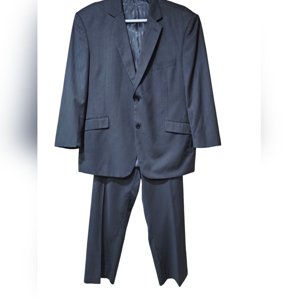 Men's Classic Gray Suit